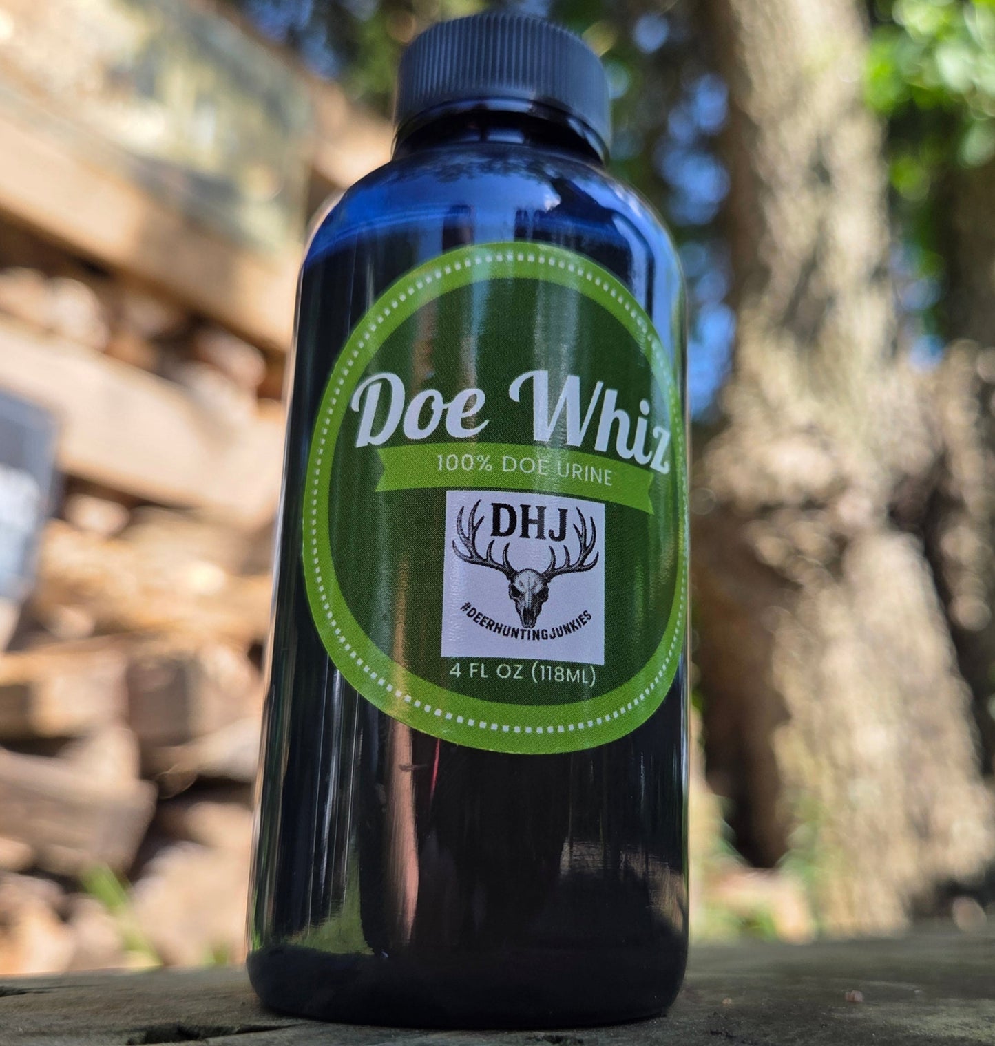 DHJ - Doe Whiz Whitetail Doe Urine 4 oz